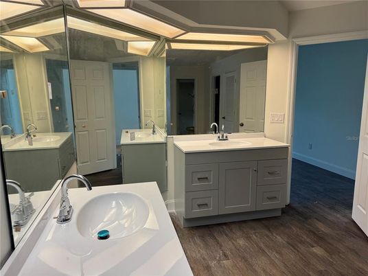 Bathroom, Dual Sink Vanities, Interior, Wood Texture Flooring