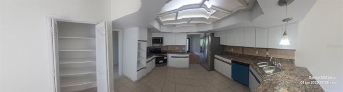 Interior, Kitchen, Pendant Lights