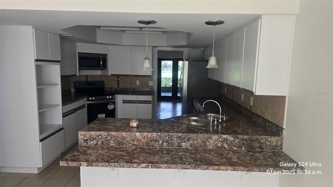Interior, Kitchen, Pendant Lights