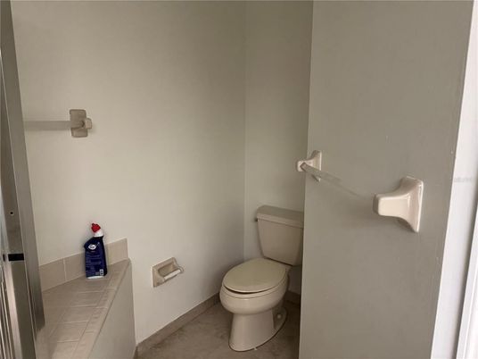 Bathroom, Interior, Tile Countertops