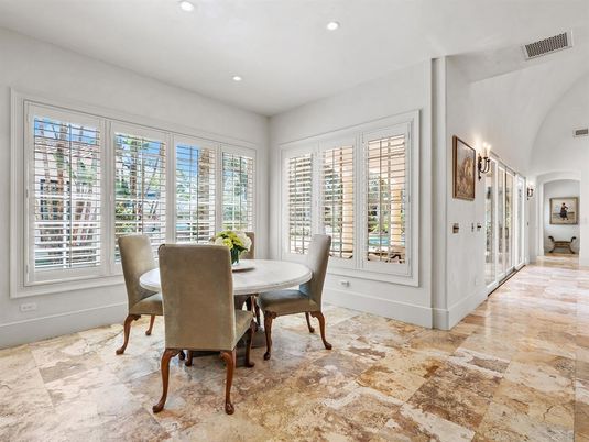 Dining room, Interior, Recessed Lighting