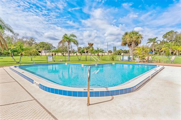 Exterior, Playground, Pool