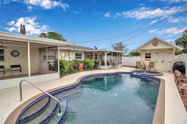 Detached Garage, Exterior, Pool