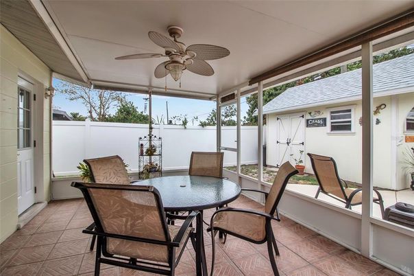 Dining room, Interior, Sun Room