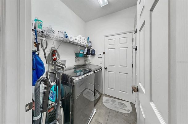Interior, Washer