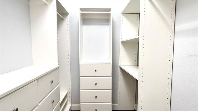 Interior, Walk-in Closets