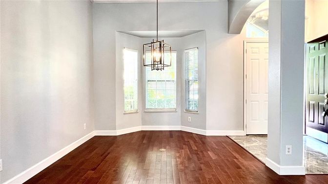 Empty room, Interior, Pendant Lights, Wood Texture Flooring
