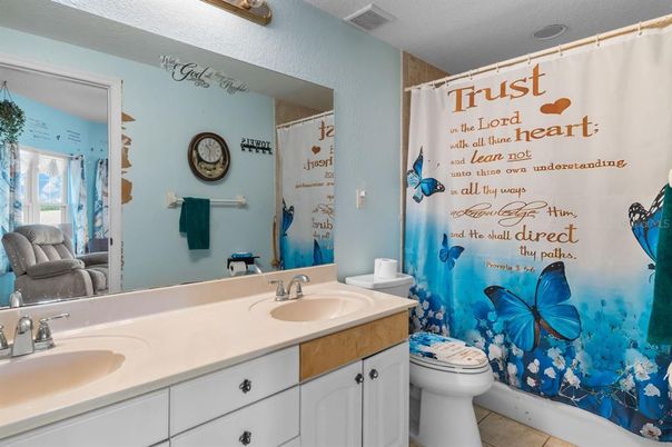 Bathroom, Dual Sink Vanities, Interior