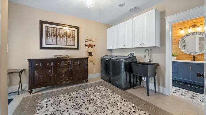Interior, Washer