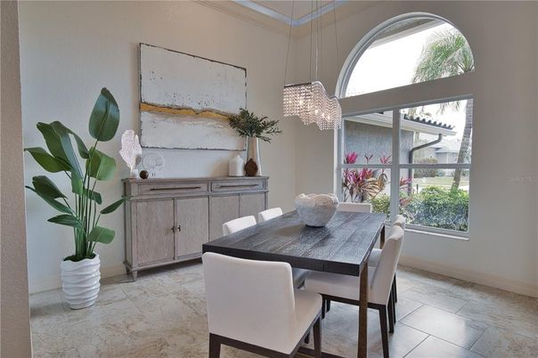 Chandelier, Dining room, Interior