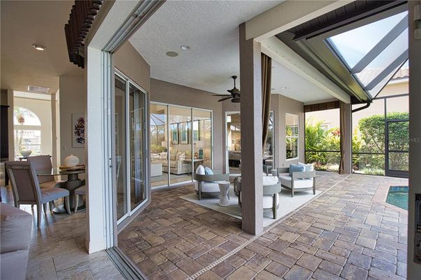 Dining room, Interior, Recessed Lighting, Sun Room