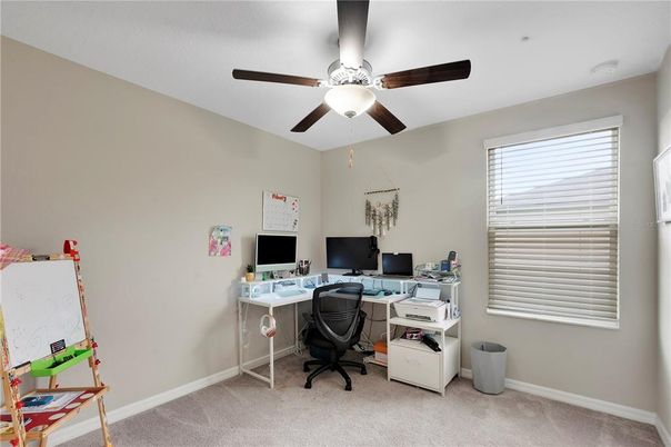 Home Office, Interior