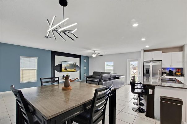 Dining room, Interior, Kitchen, Living room, Pendant Lights, Recessed Lighting, Stainless Steel Appliances