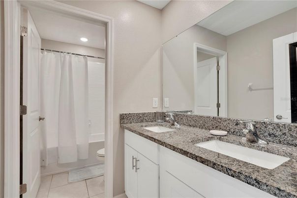 Bathroom, Dual Sink Vanities, Interior, Recessed Lighting