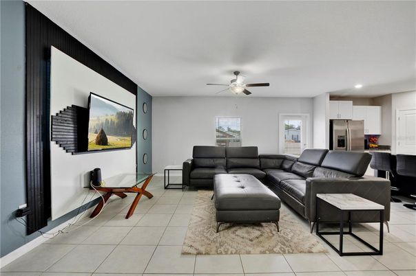 Interior, Kitchen, Living room, Recessed Lighting, Stainless Steel Appliances