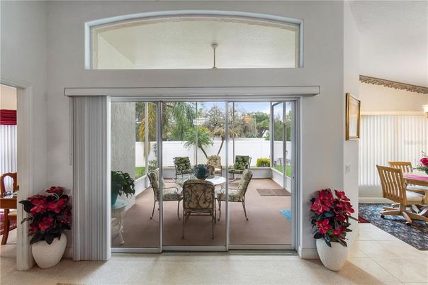 Dining room, Interior, Sun Room