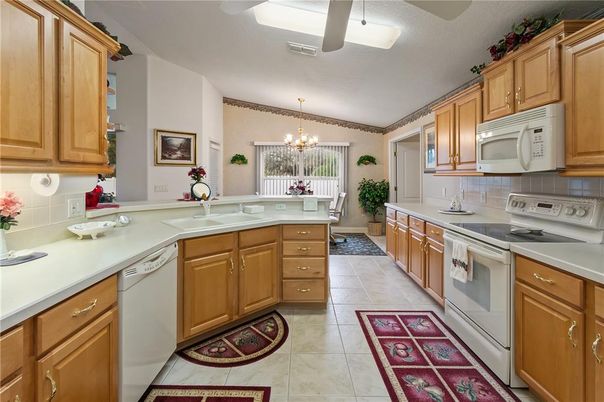 Chandelier, Interior, Kitchen