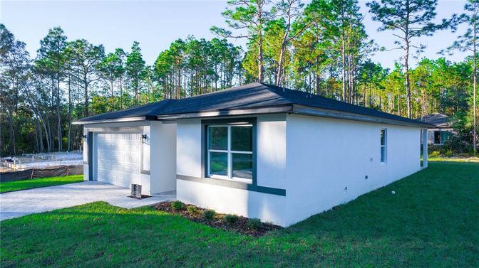 Backyard, Detached Garage, Exterior