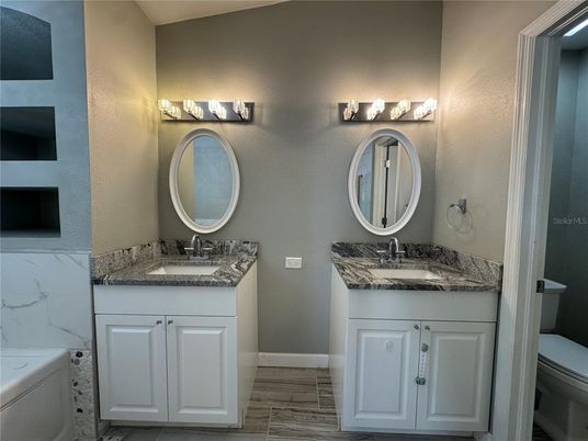 Bathroom, Dual Sink Vanities, Interior