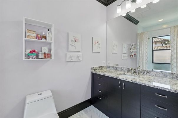 Bathroom, Dual Sink Vanities, Interior, Recessed Lighting
