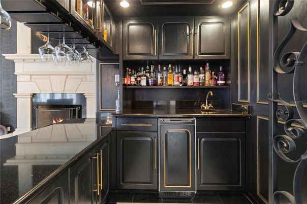 Fireplace, Interior, Recessed Lighting