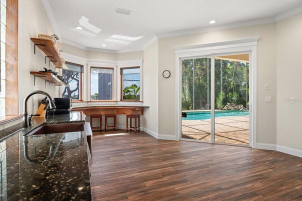 Interior, Recessed Lighting, Wood Texture Flooring