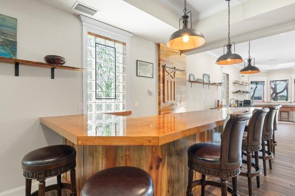 Interior, Pendant Lights, Wood Texture Flooring