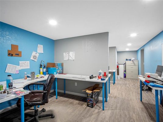 Home Office, Interior, Recessed Lighting, Wood Texture Flooring
