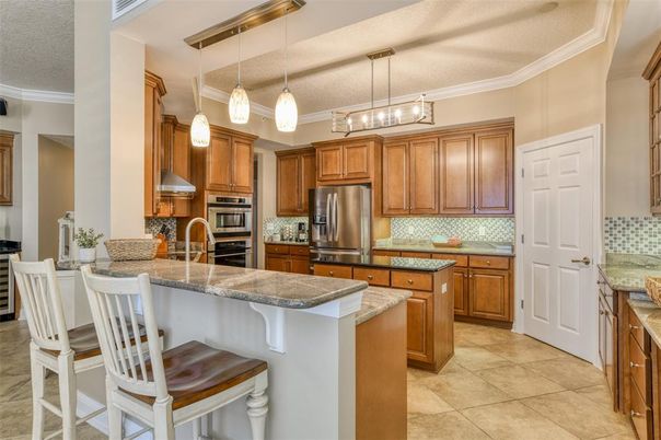 Interior, Kitchen, Pendant Lights, Stainless Steel Appliances