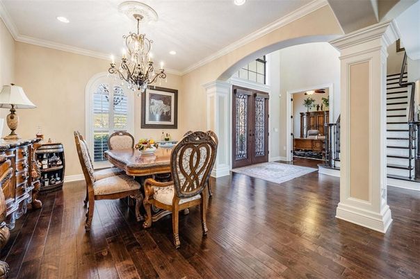 Chandelier, Dining room, Interior, Piano, Recessed Lighting, Wood Texture Flooring