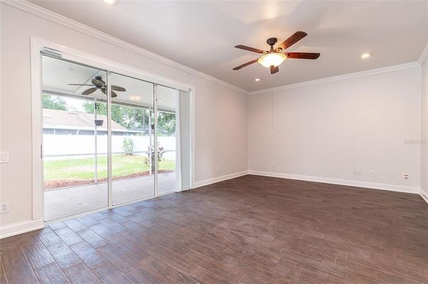 Empty room, Interior, Recessed Lighting, Wood Texture Flooring