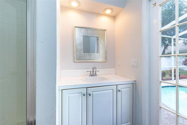 Bathroom, Interior, Recessed Lighting