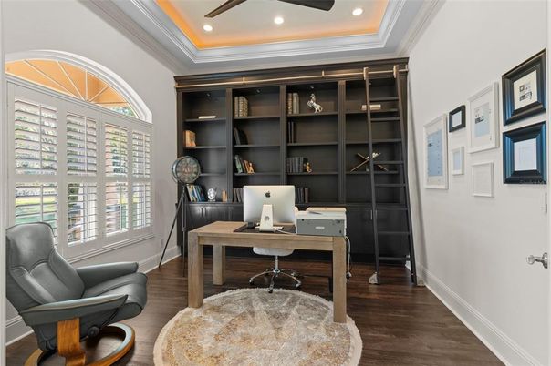 Home Office, Interior, Recessed Lighting, Wood Texture Flooring