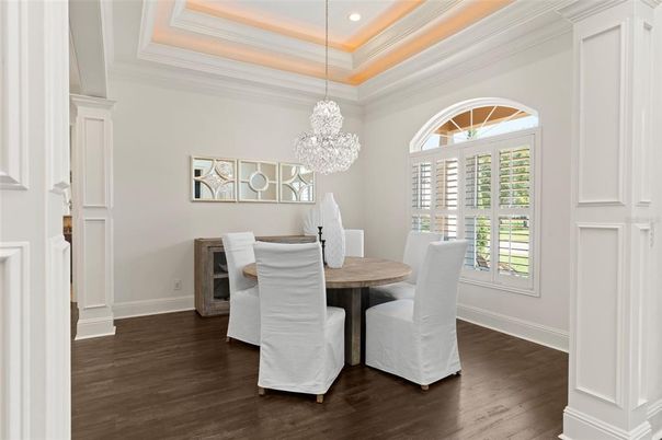 Chandelier, Dining room, Interior, Pendant Lights, Recessed Lighting, Wood Texture Flooring