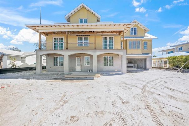 Exterior, Facade, American Craftsman
