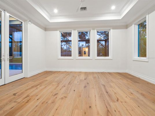 Empty room, Interior, Recessed Lighting, Wood Texture Flooring