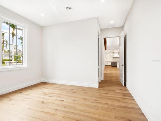 Empty room, Interior, Recessed Lighting, Wood Texture Flooring