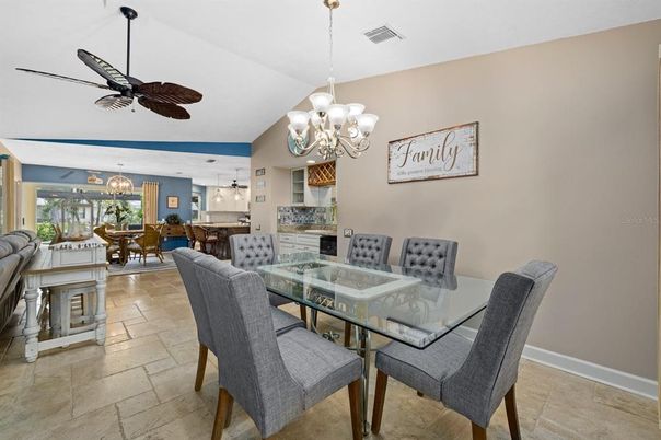 Chandelier, Dining room, Interior, Kitchen, Pendant Lights
