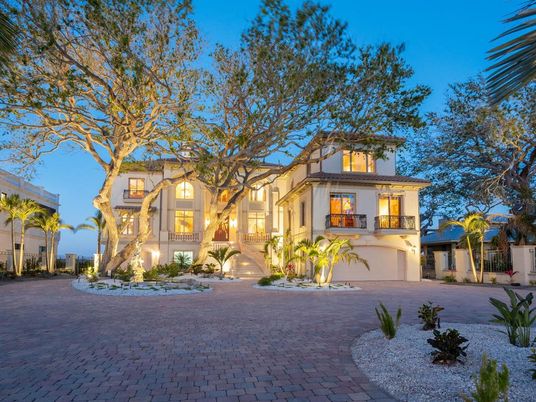 Attached, Backyard, Exterior, Facade, Mediterranean