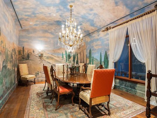 Chandelier, Dining room, Interior, Recessed Lighting, Wood Texture Flooring