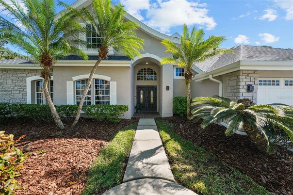 Attached, Exterior, Facade, Ranch