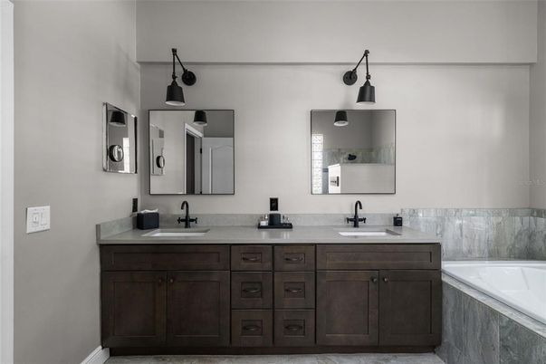 Bathroom, Dual Sink Vanities, Interior
