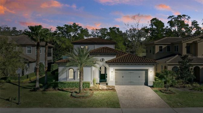 Attached, Exterior, Facade, Mediterranean