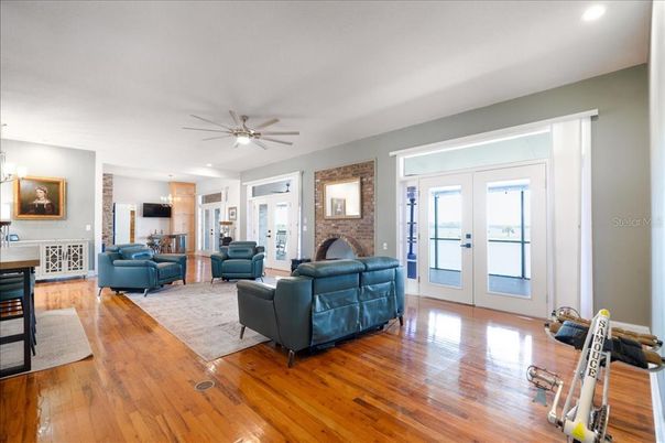 Interior, Living room, Recessed Lighting, Wood Texture Flooring