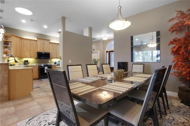 Dining room, Interior, Kitchen, Pendant Lights, Recessed Lighting