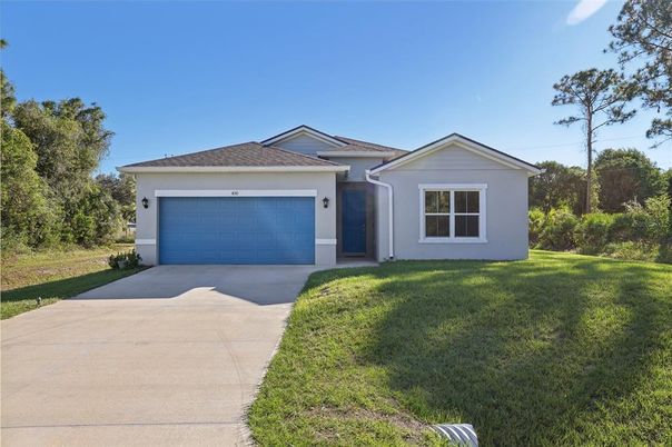 Attached, Exterior, Facade, Ranch
