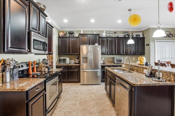 Interior, Kitchen, Pendant Lights, Recessed Lighting, Stainless Steel Appliances