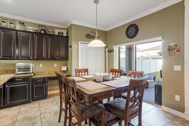 Dining room, Interior, Pendant Lights