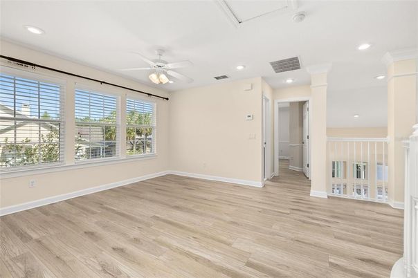 Empty room, Interior, Recessed Lighting, Wood Texture Flooring