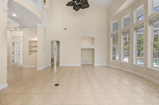 Empty room, Interior, Recessed Lighting
